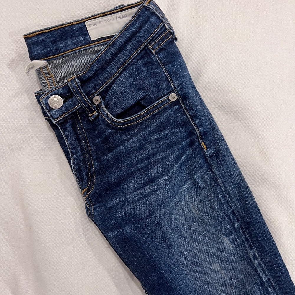 RAG & BONE "Kensington" Skinny Jeans - Size 25